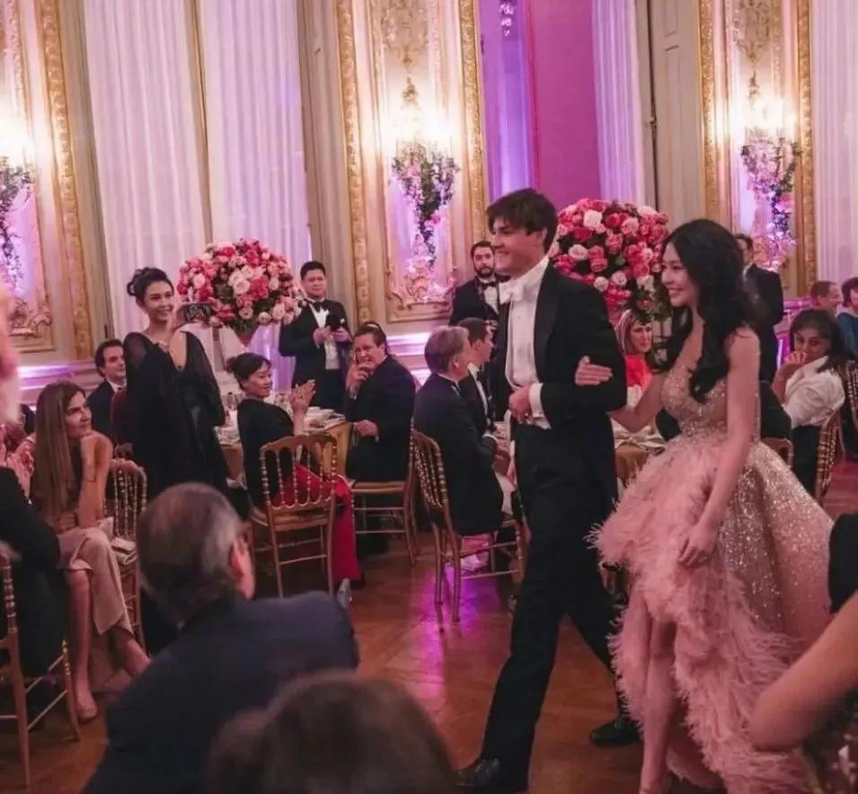 女儿抑郁症，太太利智神隐，60岁李连杰的奇幻人生