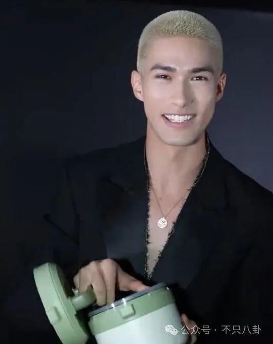 好荒谬啊！都赚那么多了，还这么抠门？