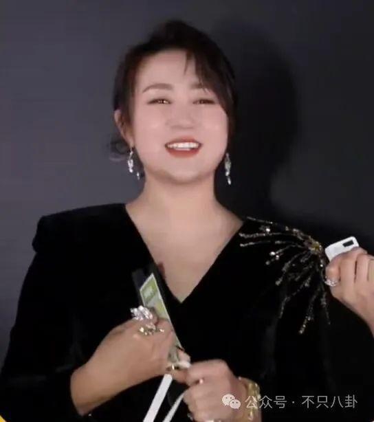 好荒谬啊！都赚那么多了，还这么抠门？