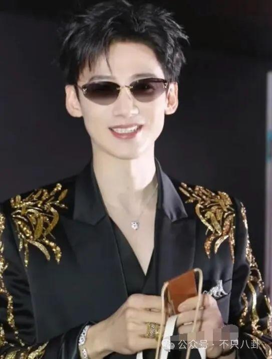 好荒谬啊！都赚那么多了，还这么抠门？