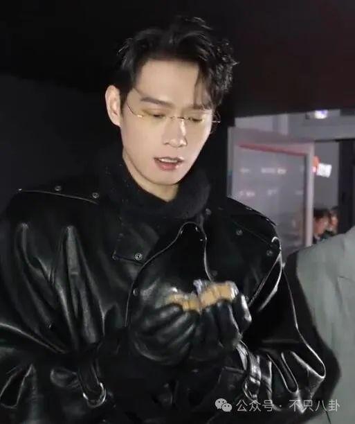 好荒谬啊！都赚那么多了，还这么抠门？