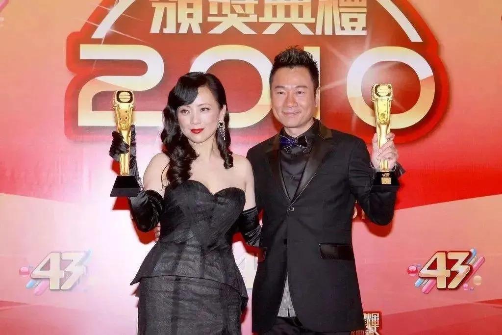 假戏真做动凡心，妻子怀孕期间被拍出轨，他想翻红？