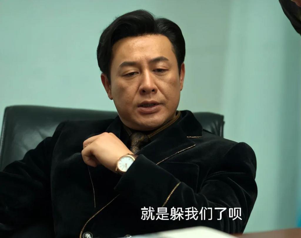 当胡歌和张颂文站在一起，我才彻底明白，什么是顶级骨相