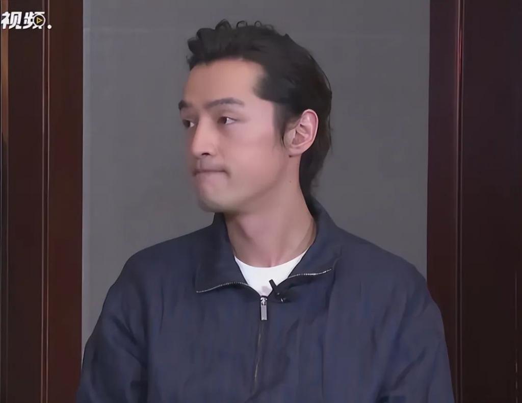 当胡歌和张颂文站在一起，我才彻底明白，什么是顶级骨相