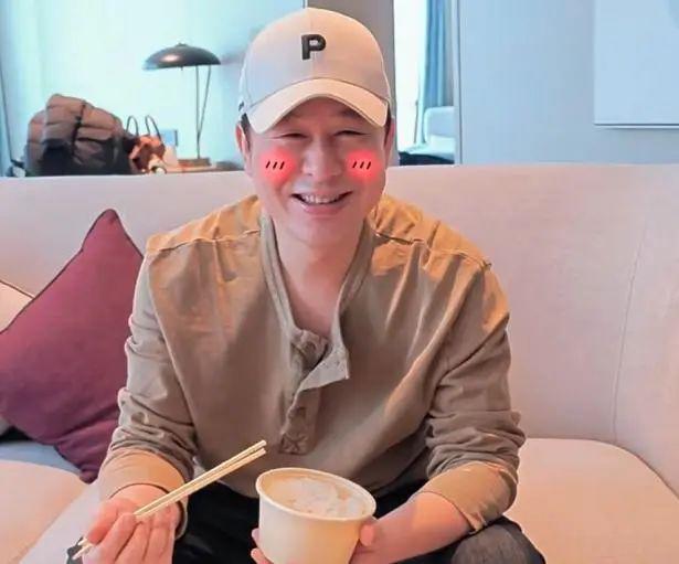 当胡歌和张颂文站在一起，我才彻底明白，什么是顶级骨相