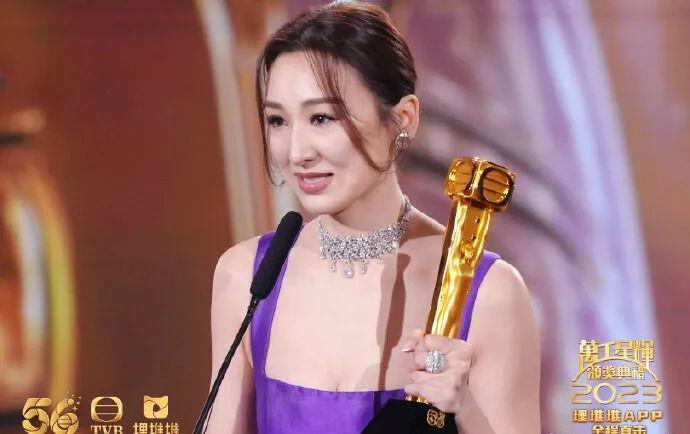 连她都复出了！