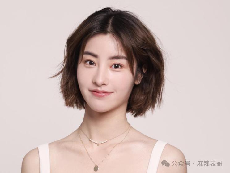 又谈了一段恋爱啊？对他的印象还停留在“胡辣汤”……