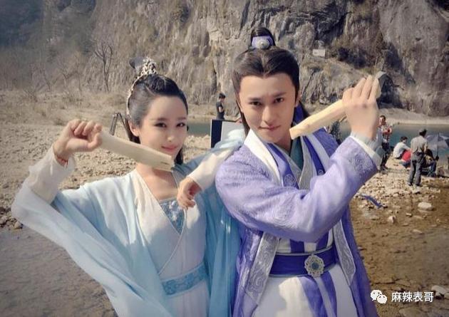 又谈了一段恋爱啊？对他的印象还停留在“胡辣汤”……