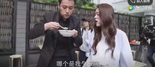 又谈了一段恋爱啊？对他的印象还停留在“胡辣汤”……