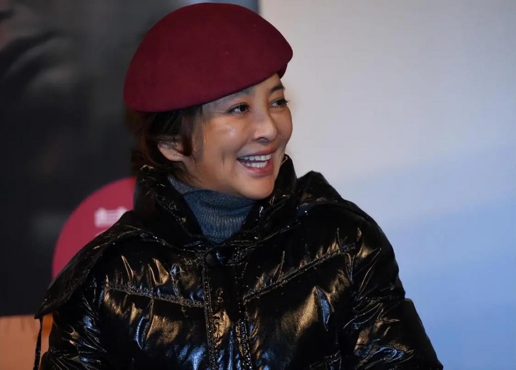 三嫁国外，扬言不嫁中国人的李勤勤如今咋样