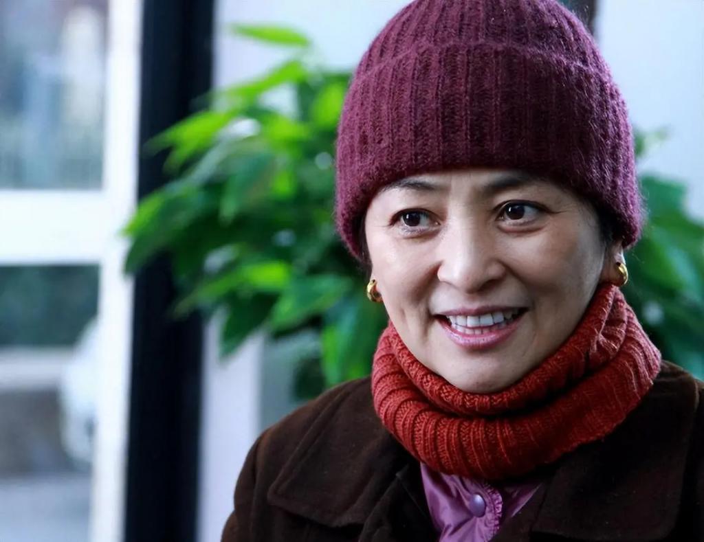 三嫁国外，扬言不嫁中国人的李勤勤如今咋样