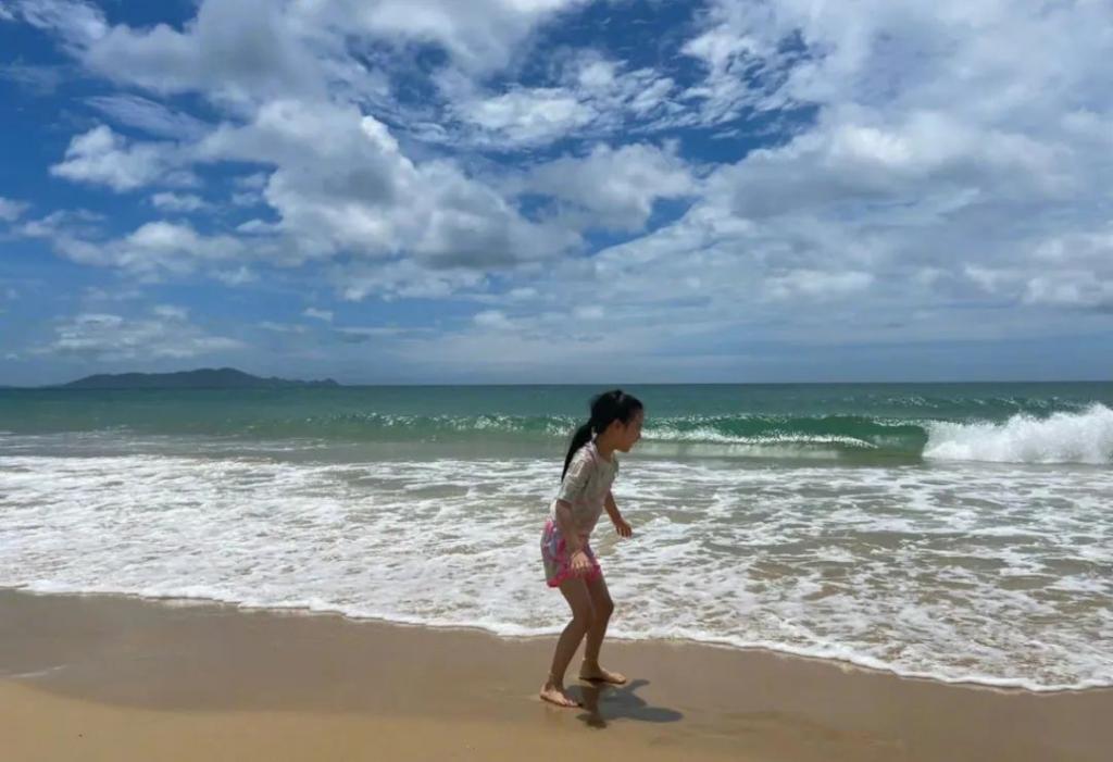 还记得《甄嬛传》里的安陵容吗？她女儿这么大了？