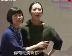 杨幂被陌生男子摸头，刘亦菲被撞飞，女明星的风险真高