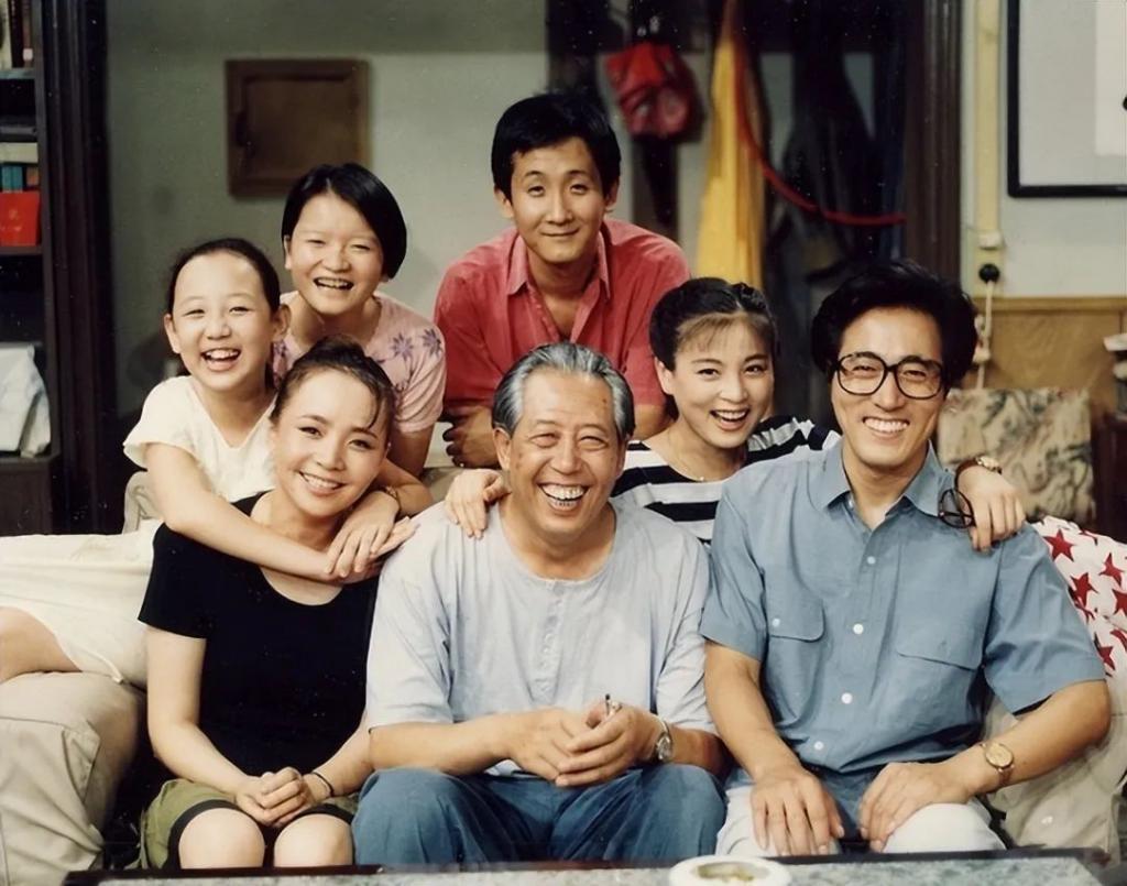 影版《家有儿女》：宋丹丹老了，杨紫变美了，夏雨却无法诠释