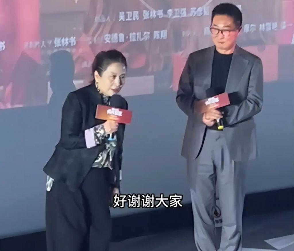 影版《家有儿女》：宋丹丹老了，杨紫变美了，夏雨却无法诠释