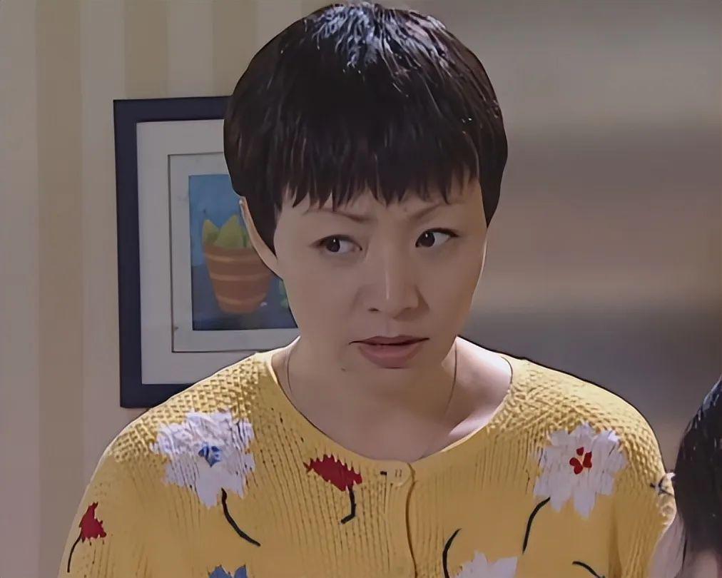 影版《家有儿女》：宋丹丹老了，杨紫变美了，夏雨却无法诠释