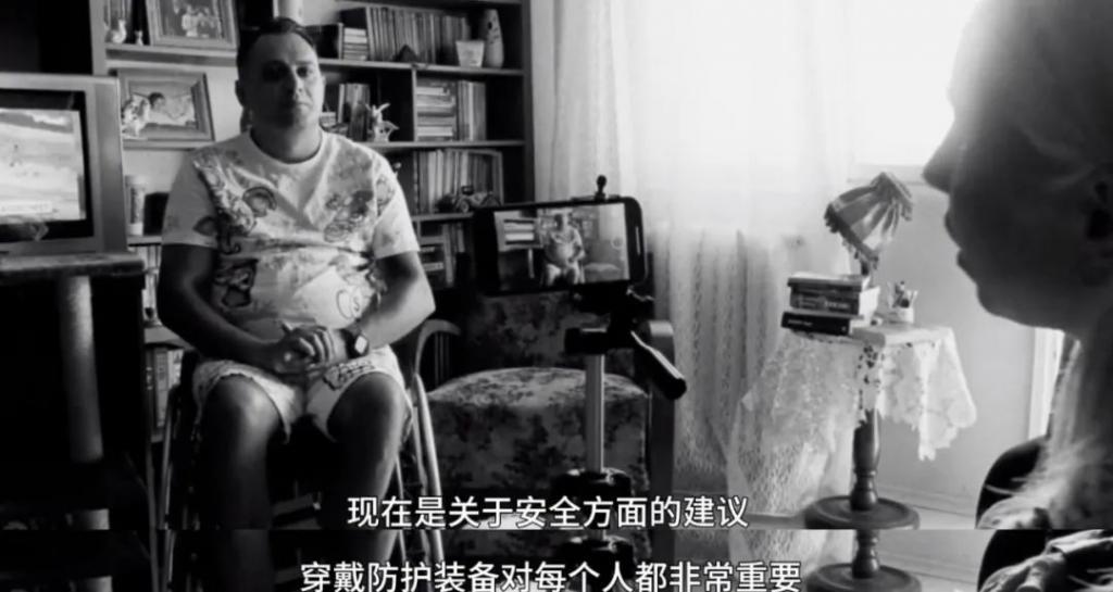 ”打工人和资本家“的对碰：这部片子现实又荒诞