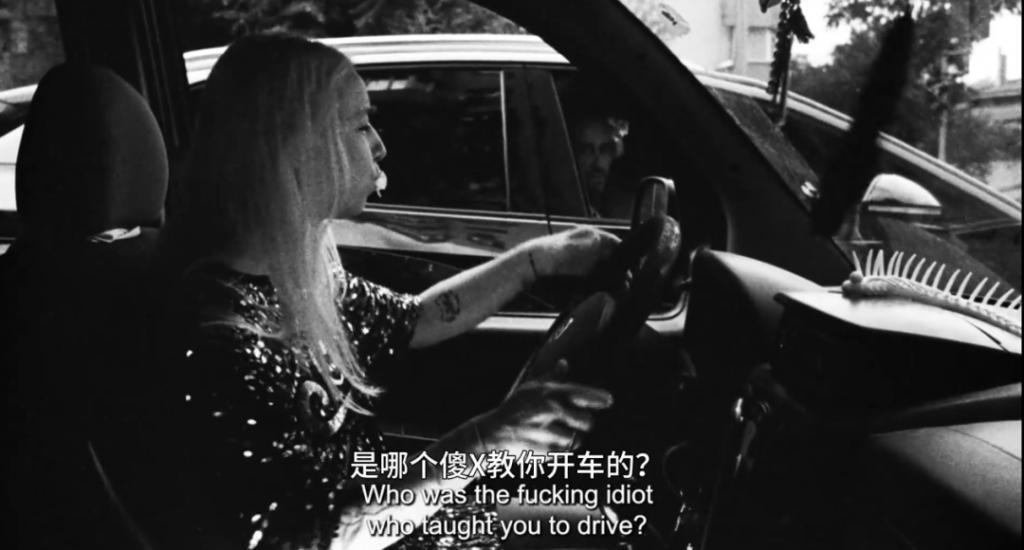 ”打工人和资本家“的对碰：这部片子现实又荒诞