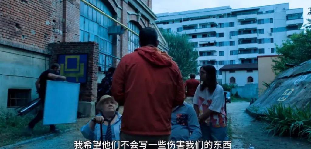 ”打工人和资本家“的对碰：这部片子现实又荒诞