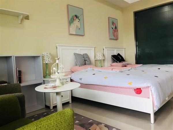 京东:近百名快递小哥三年收入超百万!全员“五险一金”