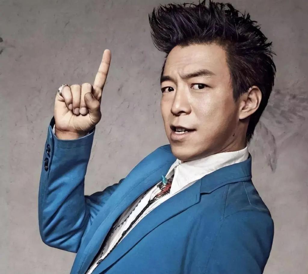 黄渤对李宇春这一挡，彻底暴露了他的人品