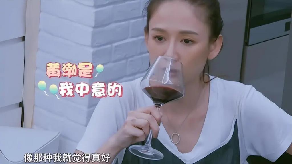 黄渤对李宇春这一挡，彻底暴露了他的人品