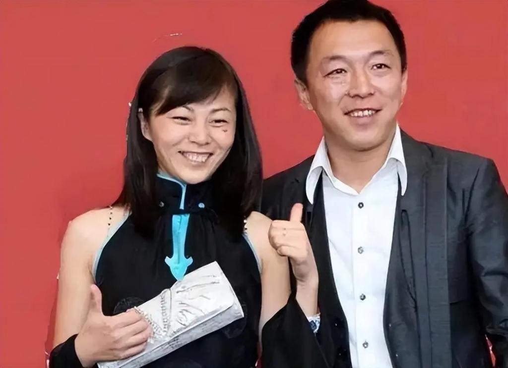 黄渤对李宇春这一挡，彻底暴露了他的人品