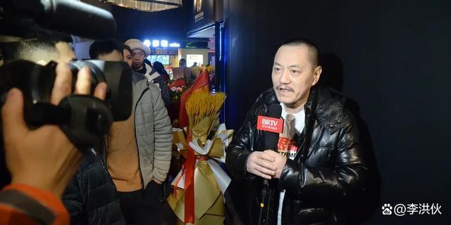 初代网红雪村复出当导演，电影上映6天票房6万，片酬都付不起