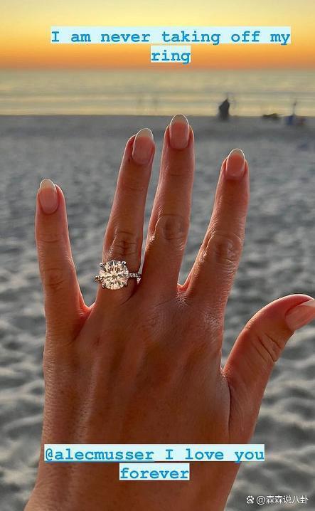 美国男星亚历克·穆瑟开枪自杀，同居未婚妻却谎称死于新冠