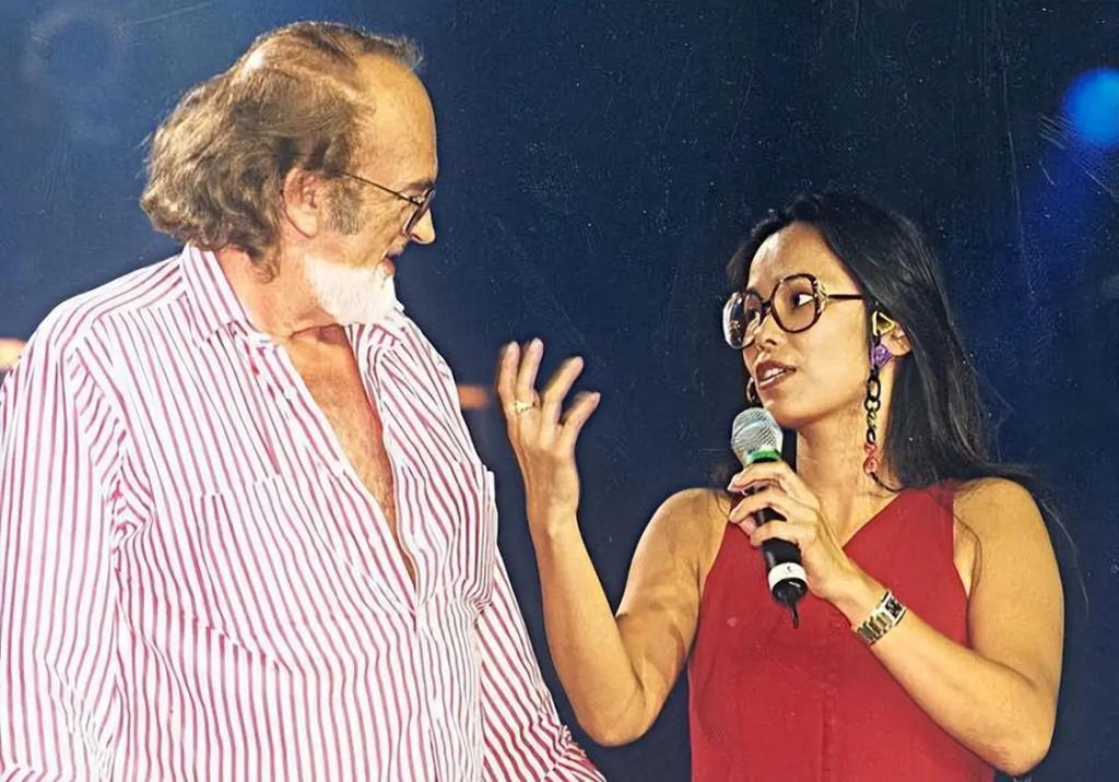 60岁韦唯现状：家暴前夫已离世，3个儿子成最大心结