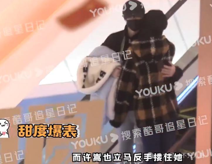 这么甜的一对情侣，是分手还是闹矛盾啦？！