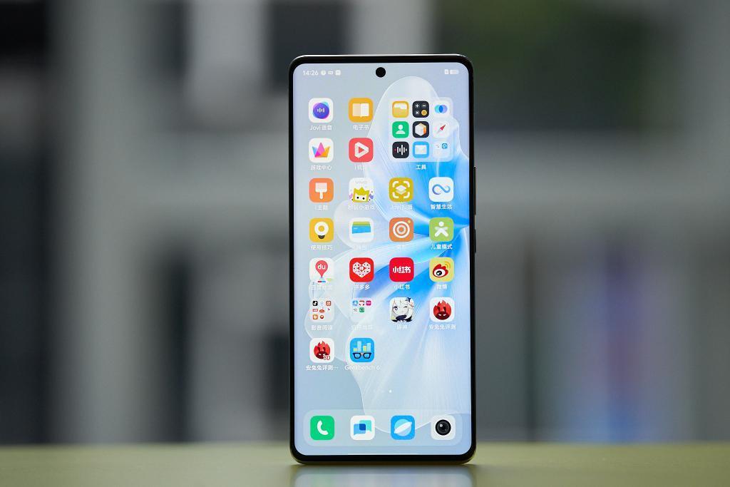 荣耀手机死磕“护眼屏幕”，是智商税还是真创新？