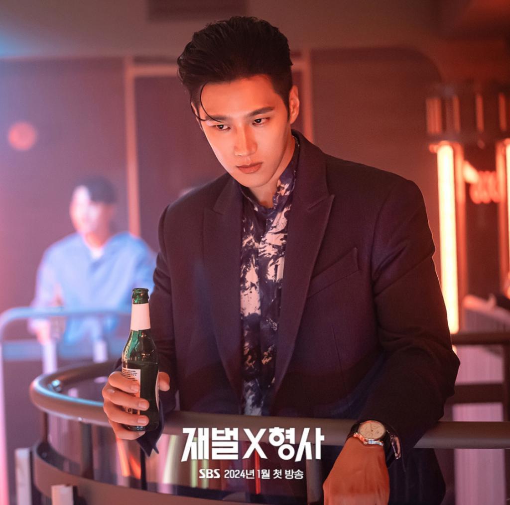知名男演员坦白拍吻戏很紧张的原因是?