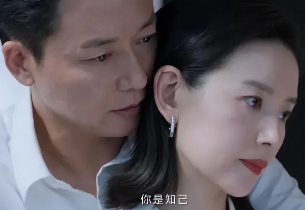 别再尬演情妇了！这是迷倒男人该有的皮囊？