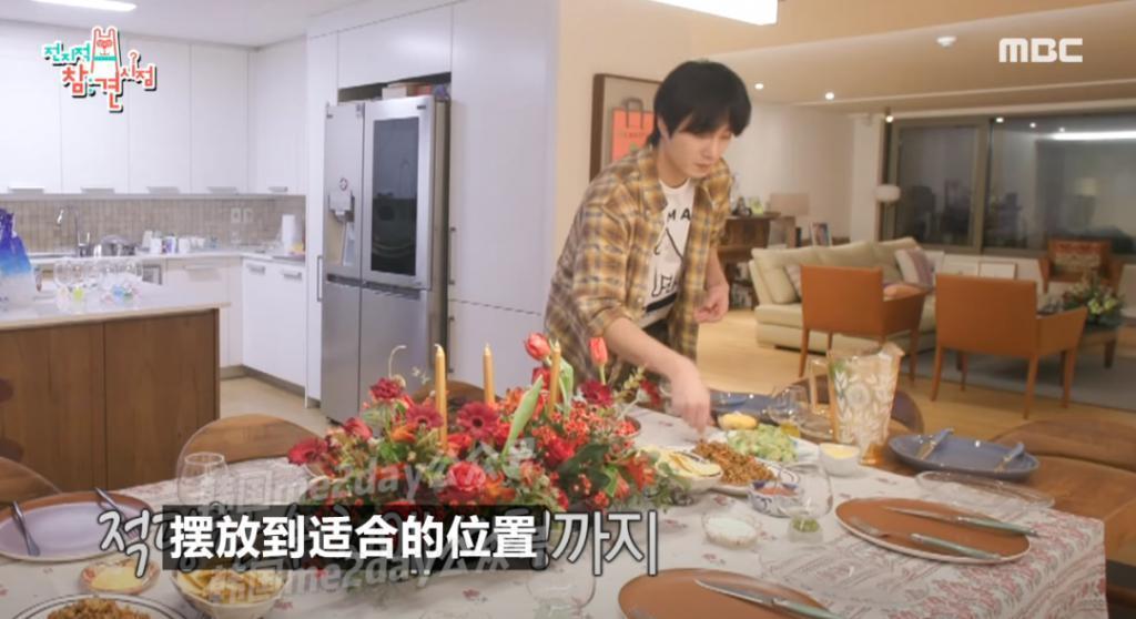 成了明星忘了同学？他是真的重情重义