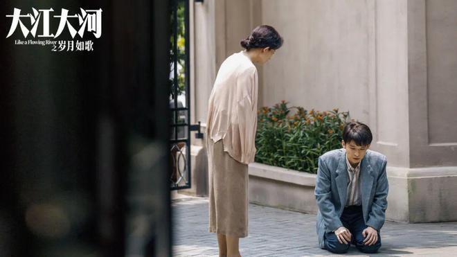 等了4年，《大江大河3》开局“爆头”，不输前两部？
