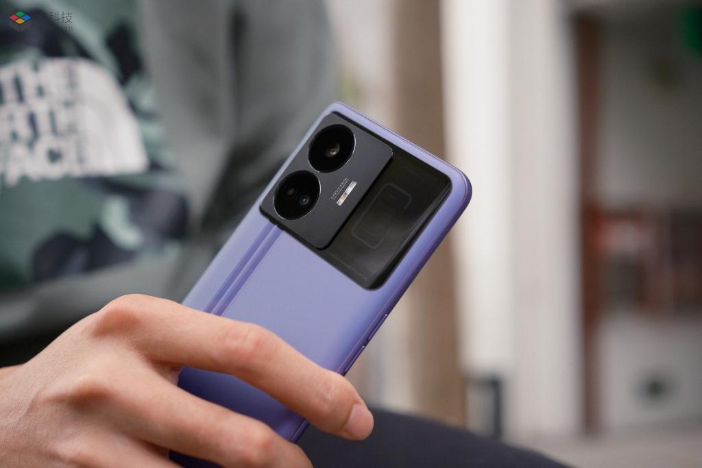 1TB手机白菜价！安迪·比尔定律再次被验证了？