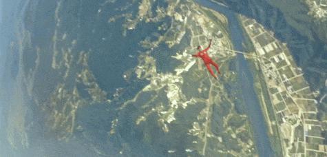 抱歉，他值得被骂