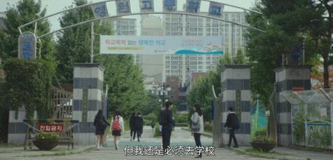 抱歉，他值得被骂