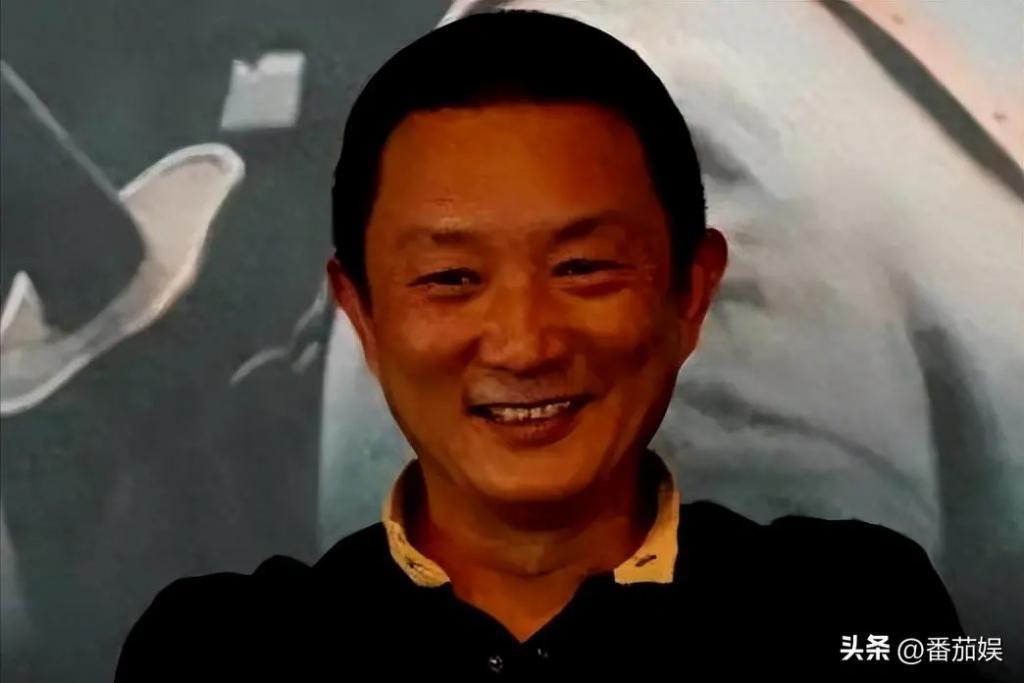 他爱上小23岁的宋佳，结婚5次！不顾儿子，和刘蓓离婚