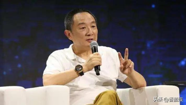 他爱上小23岁的宋佳，结婚5次！不顾儿子，和刘蓓离婚