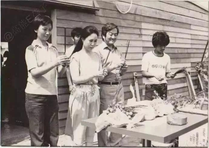 甘当小三、为原配流产绝育，“琼瑶”教母遗言：从未后悔…