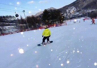 还记得《爸爸去哪儿》里的轩轩吗？一米七五啦？