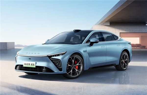 历史首次！工信部：2023年我国汽车出口跃居全球第一