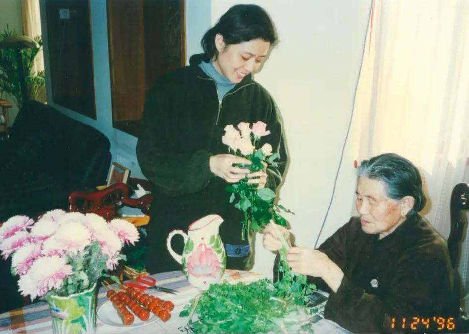 倪萍否认整容，五段感情大多被辜负，为儿子看病倾家荡产