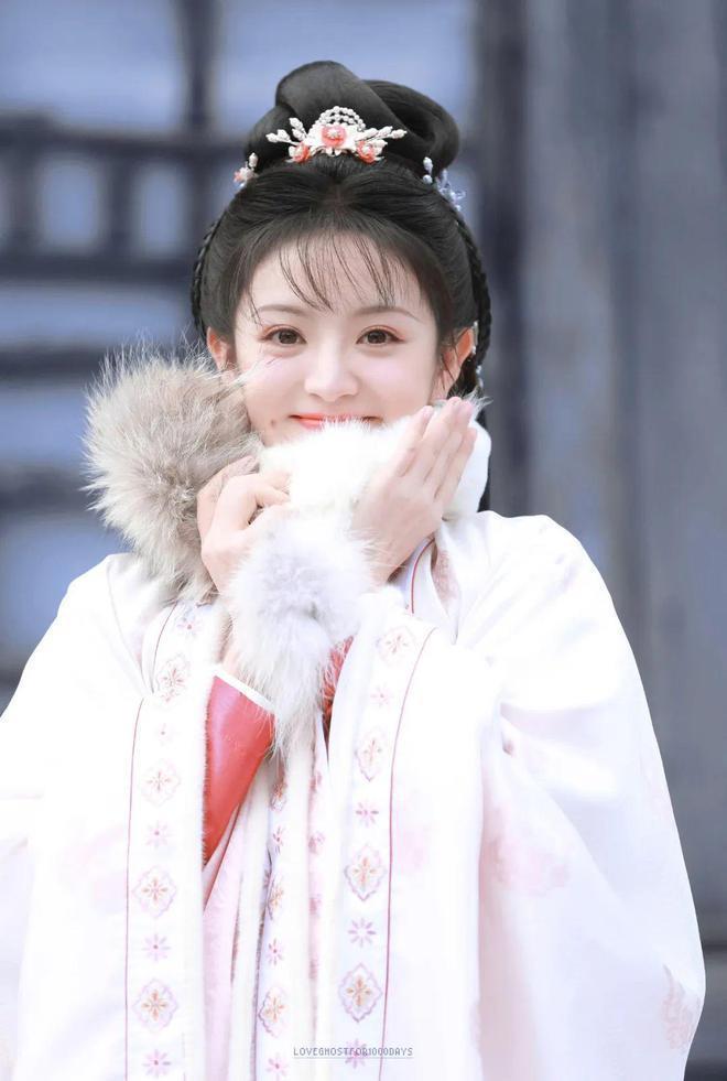 是内娱真性情？还是永远年轻永远骂人难听？