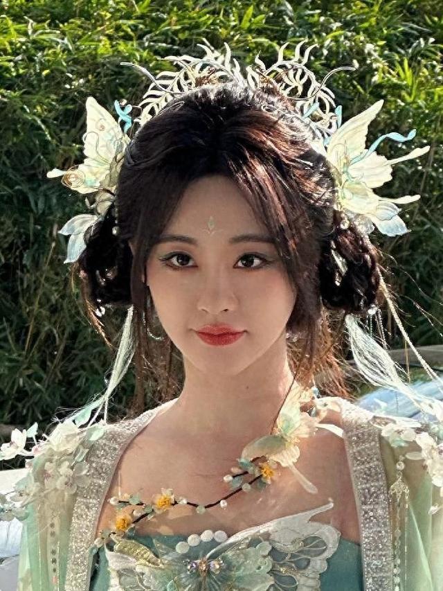 开机现场不当言论？于正回应：说太快说成“去死”，口误！