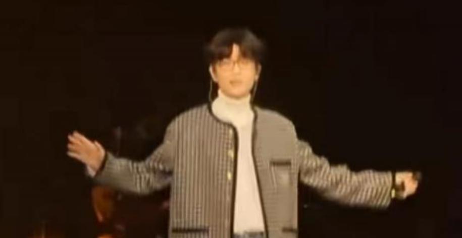 不是吧！他俩居然分手了？