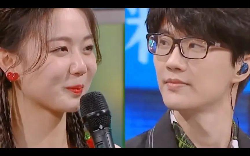 不是吧！他俩居然分手了？