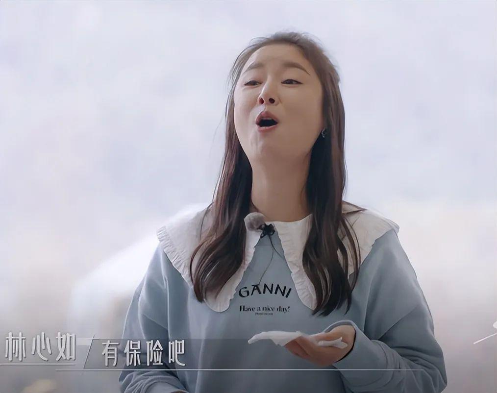 当钟楚曦和江疏影站一起，我才明白骨相美和皮相美的区别